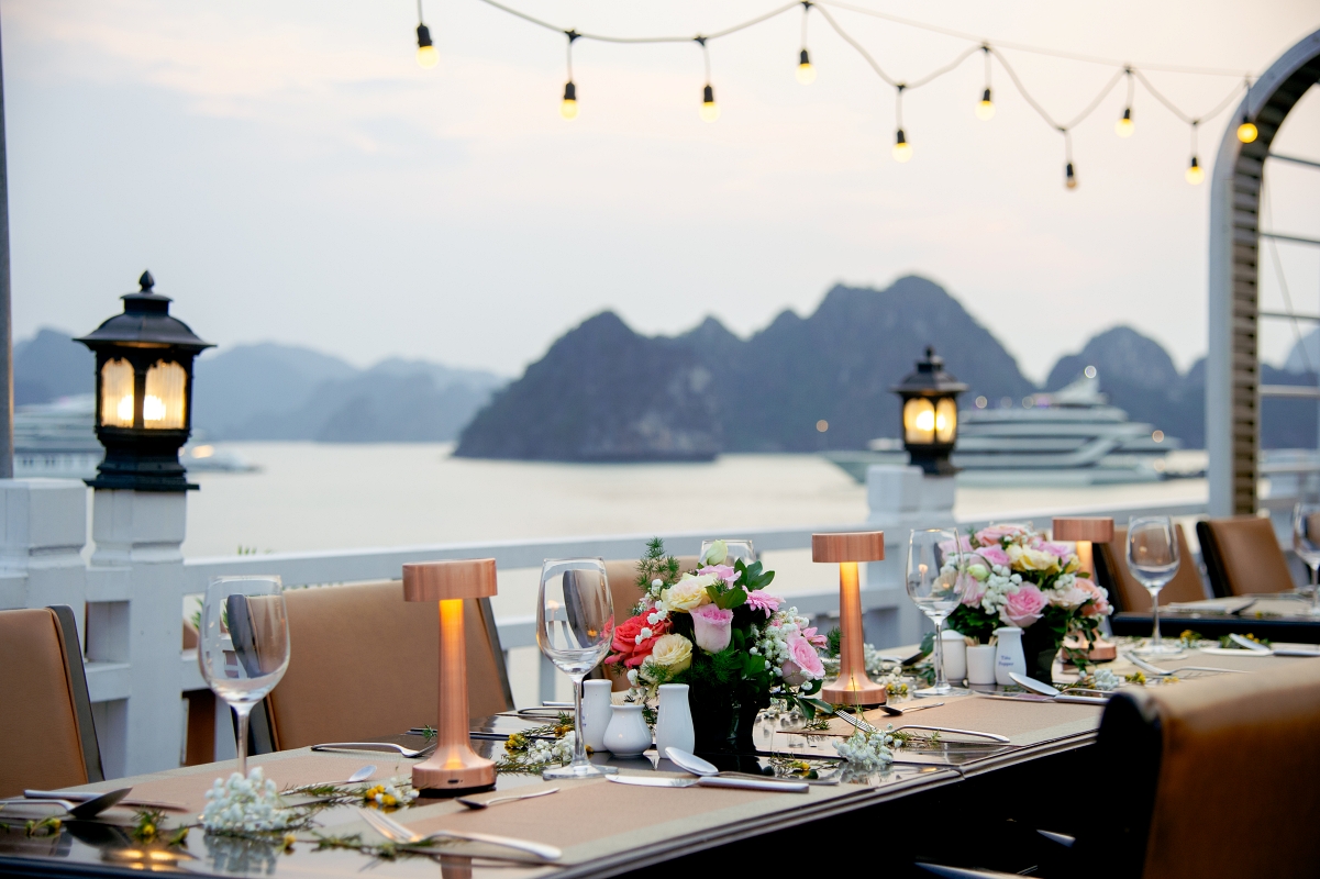 Voir la baie d’Halong ou vraiment l’expérimenter
