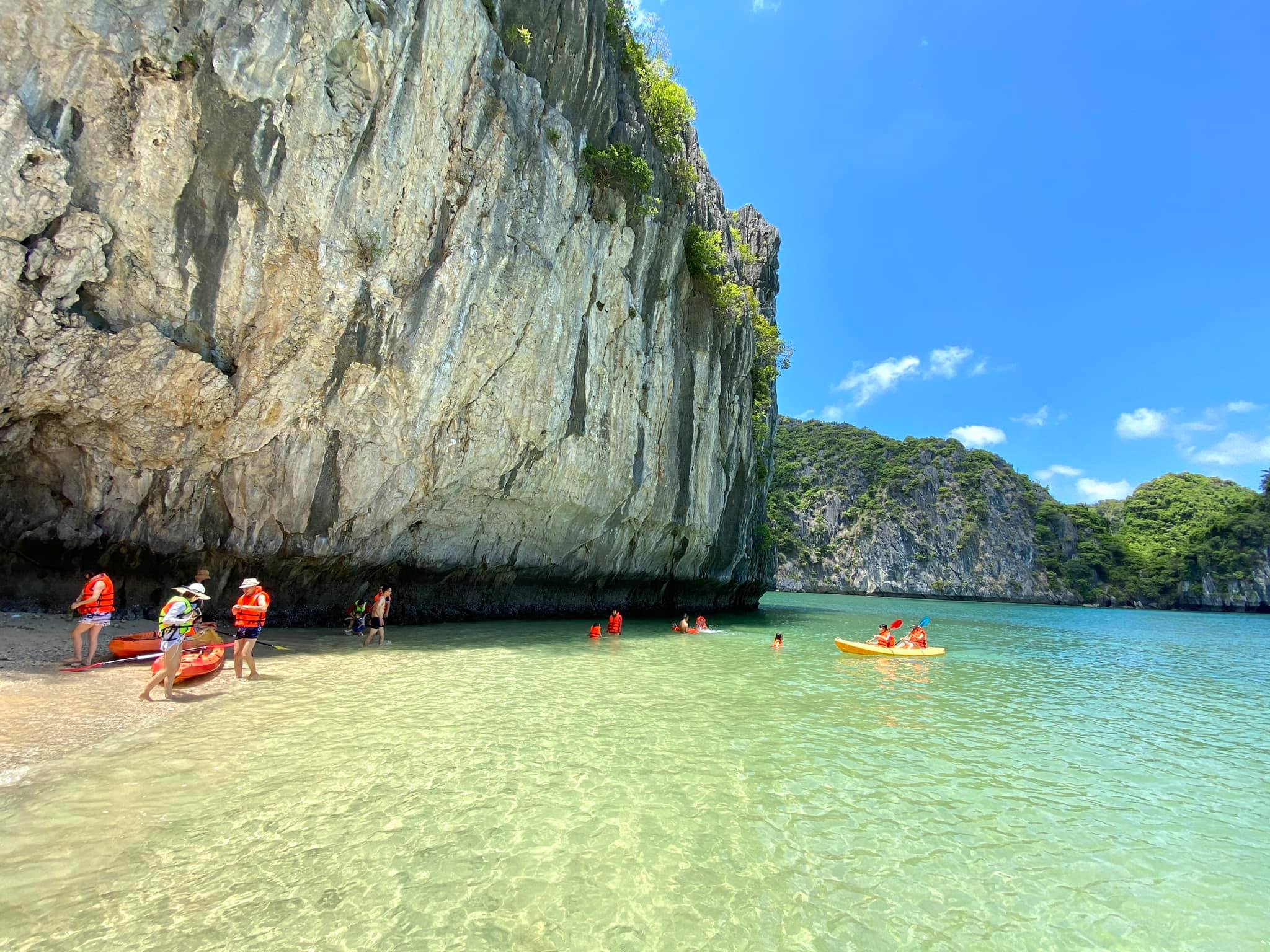 Lan Ha Bay – Ba Trai Dao Area