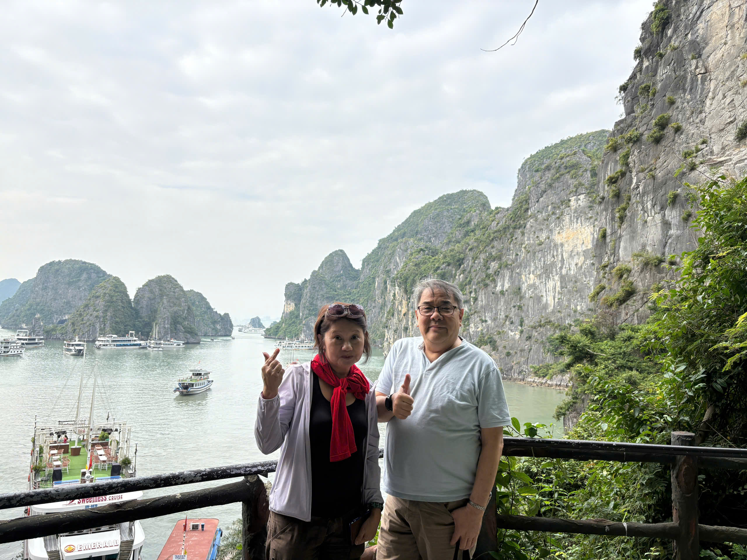 Best Activities on a Halong Bay Cruise (Following Route 2)