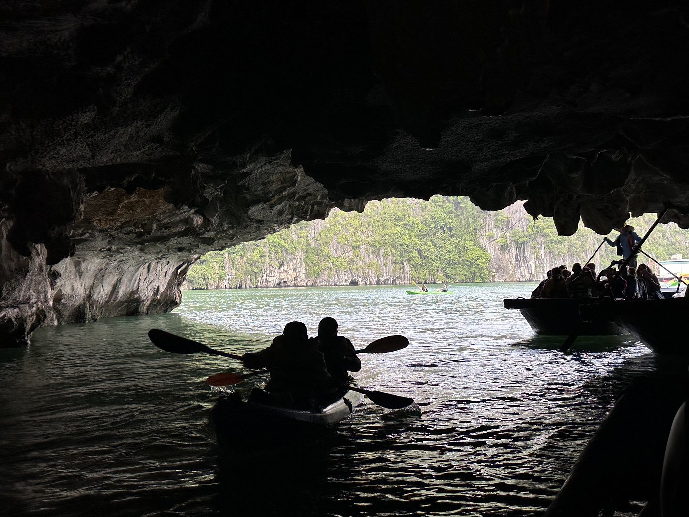 Route 2 — The Classic & Most Iconic Route of Halong Bay